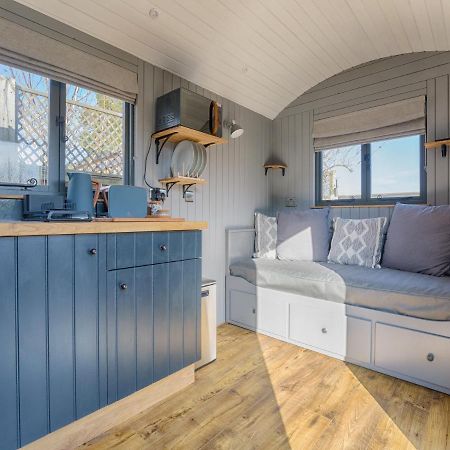 Pass The Keys Whitstable Shepherds Hut Minutes From The Harbour Exteriér fotografie