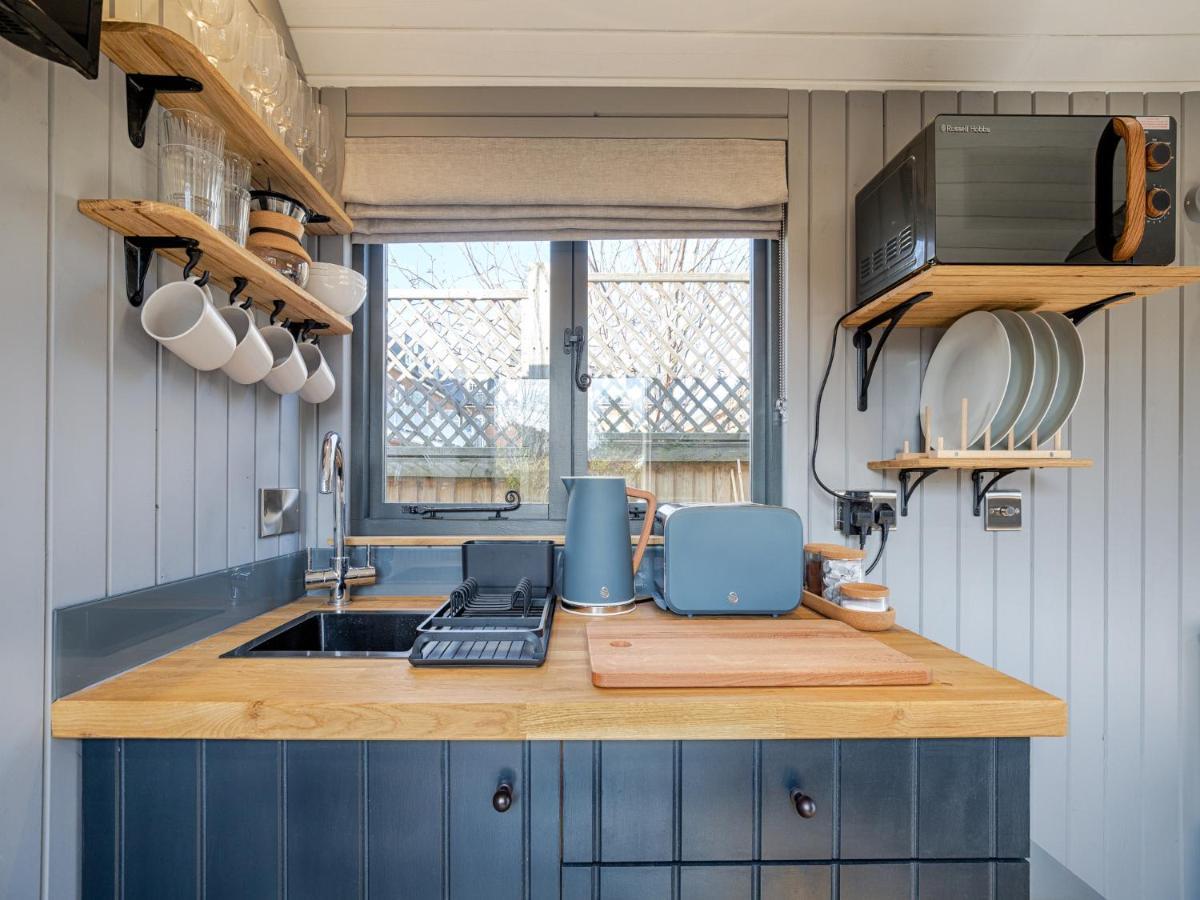 Pass The Keys Whitstable Shepherds Hut Minutes From The Harbour Exteriér fotografie