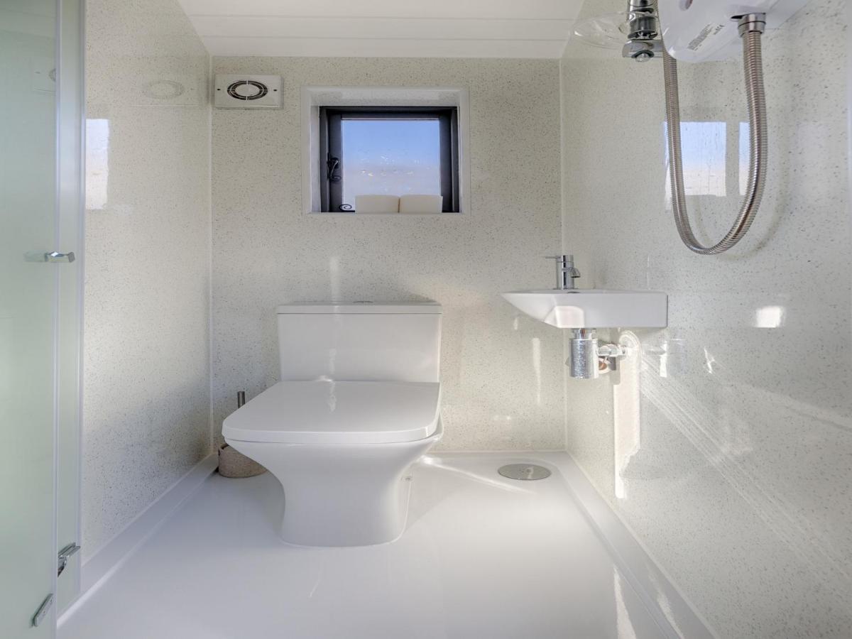 Pass The Keys Whitstable Shepherds Hut Minutes From The Harbour Exteriér fotografie